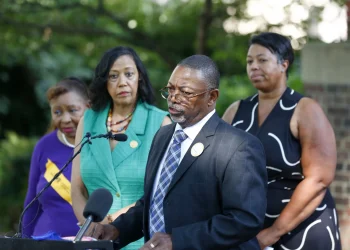 Federal appeals court deals a blow to Voting Rights Act, ruling that private plaintiffs can’t sue