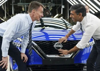 Nissan will invest $1.4 billion to make EV versions of its best-selling cars at its UK factory