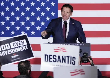Ron DeSantis ends his struggling presidential bid before New Hampshire and endorses Donald Trump