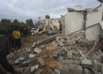 cease-fire-for-hostages deal in meetings with Egyptian mediators