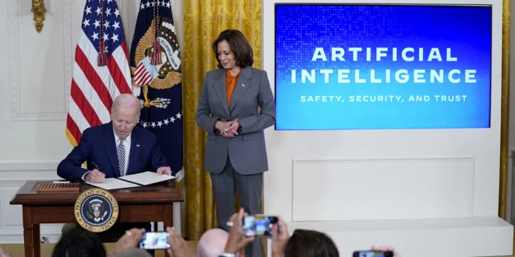 White House wades into debate on ‘open’ versus ‘closed’ artificial intelligence systems