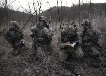 South Korean and US troops will begin major exercises next week in response to North Korean threats