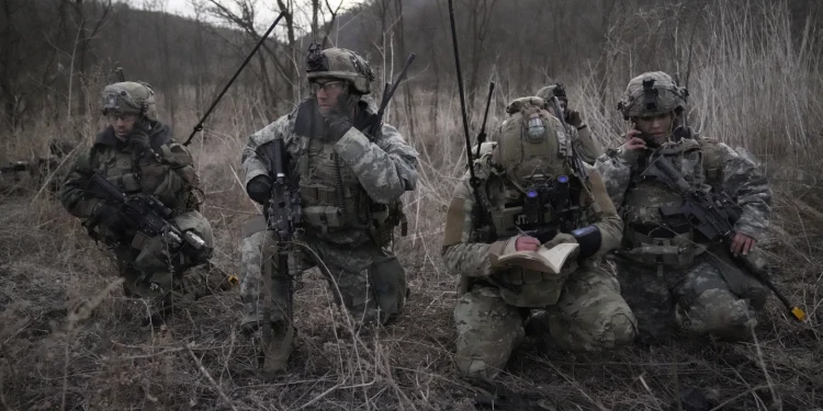 South Korean and US troops will begin major exercises next week in response to North Korean threats