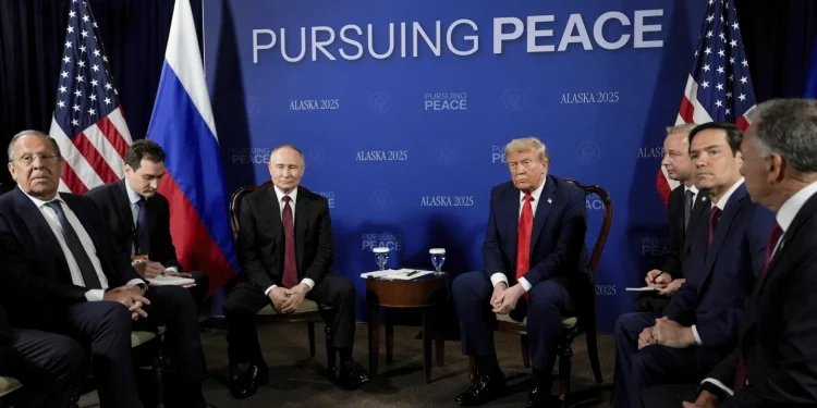 Putin agrees that US, Europe could offer NATO-style security guarantees to Ukraine, Trump envoy says